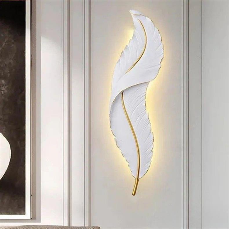 Feather Wall Lamp